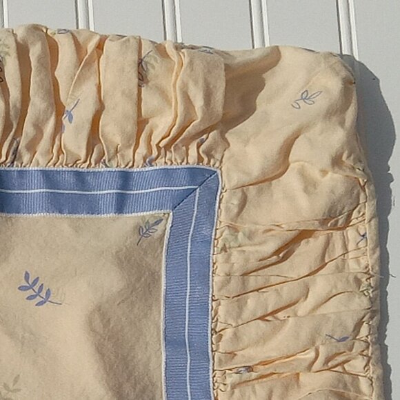 LAURA ASHLEY Pillow Shams Standard Covers Buttercream Yellow Blue Botanical Leaf - Picture 12 of 13